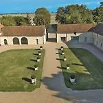 Chateau De Charge 招待所 5*