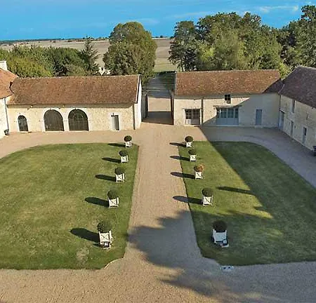 Chateau De Charge Pensión 5*