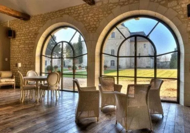 Chateau De Charge Гостьовий будинок Тур