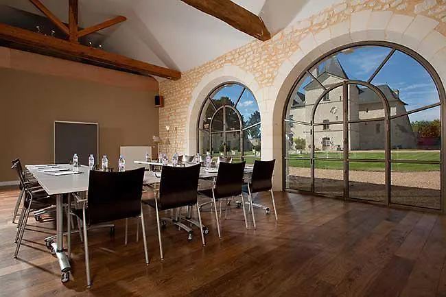 Chateau De Charge بيت ضيافة تور